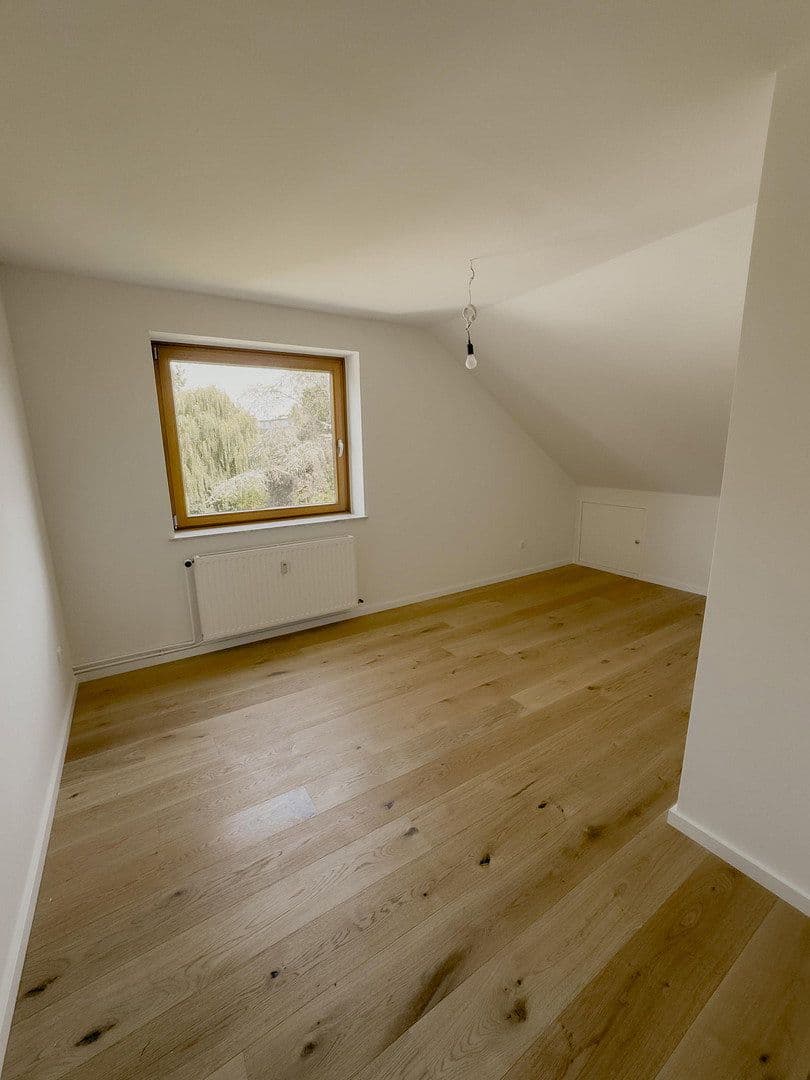 Predaj bytu 4-izbový 110 m², Dresdener Straße 15, Findorff, Brémy Predaj bytu 4-izbový 110 m², Dresdener Straße 15, Findorff, Brémy