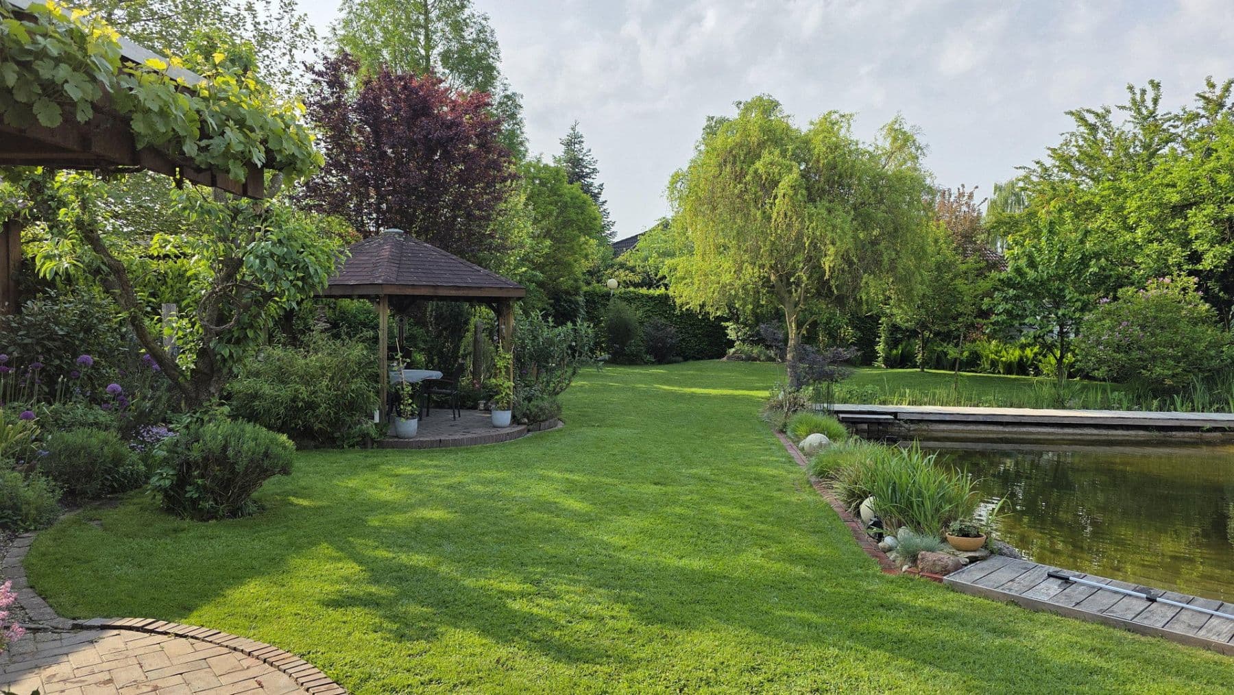 Predaj domu 190 m², pozemok 1.132 m², Edewecht, Dolné Sasko Predaj domu 190 m², pozemok 1.132 m², Edewecht, Dolné Sasko