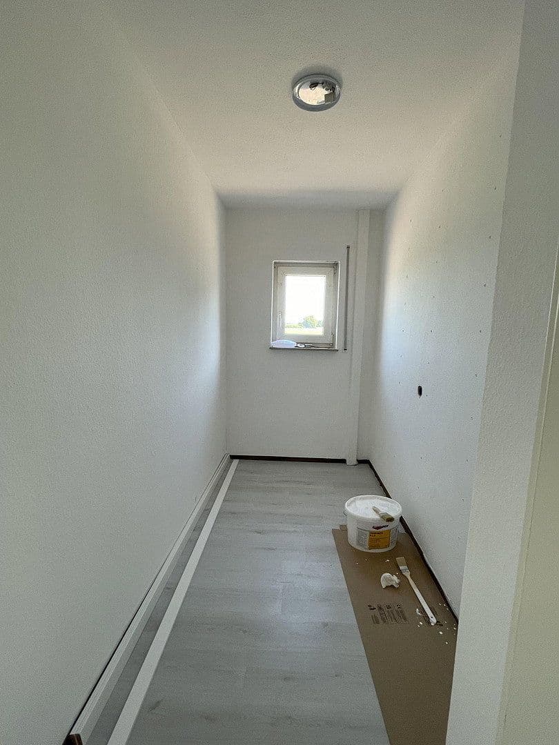 Prenájom bytu 3-izbový 100 m², Burgoberbach, Bavorsko Prenájom bytu 3-izbový 100 m², Burgoberbach, Bavorsko