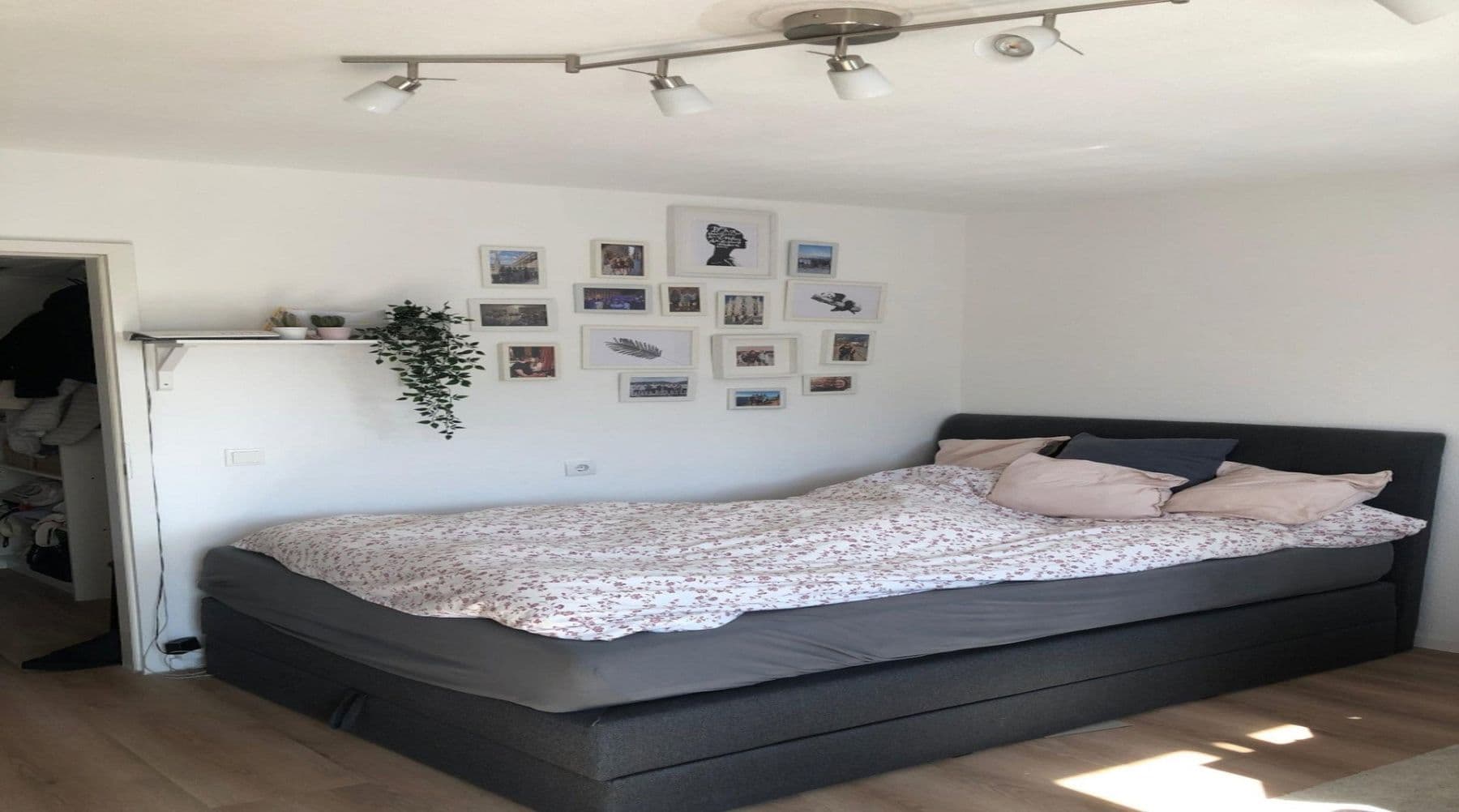 Prenájom bytu 1-izbový 25 m², Josef-Priller-Straße 21, Augsburg, Bavorsko Prenájom bytu 1-izbový 25 m², Josef-Priller-Straße 21, Augsburg, Bavorsko