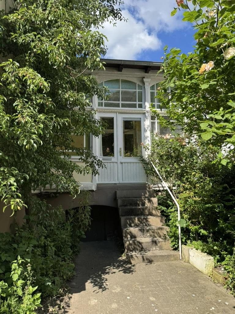 Predaj domu 247 m², pozemok 921 m², Große Paaschburg 73, Itzehoe, Šlezvicko-Holštajnsko Predaj domu 247 m², pozemok 921 m², Große Paaschburg 73, Itzehoe, Šlezvicko-Holštajnsko