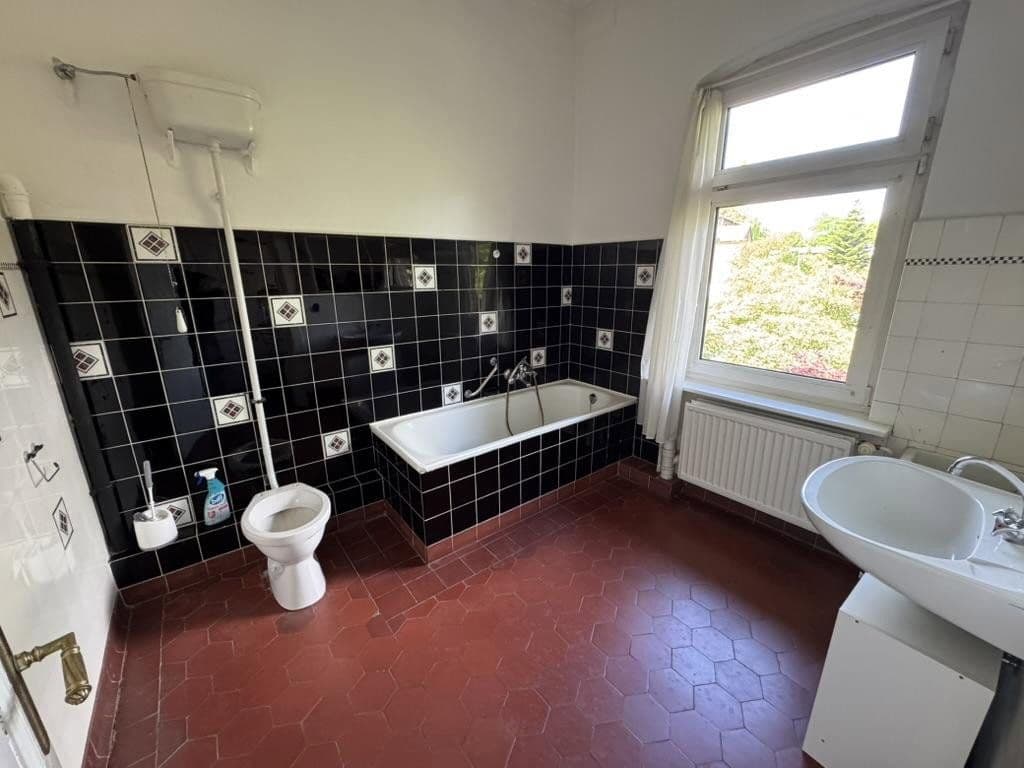Predaj domu 247 m², pozemok 921 m², Große Paaschburg 73, Itzehoe, Šlezvicko-Holštajnsko Predaj domu 247 m², pozemok 921 m², Große Paaschburg 73, Itzehoe, Šlezvicko-Holštajnsko