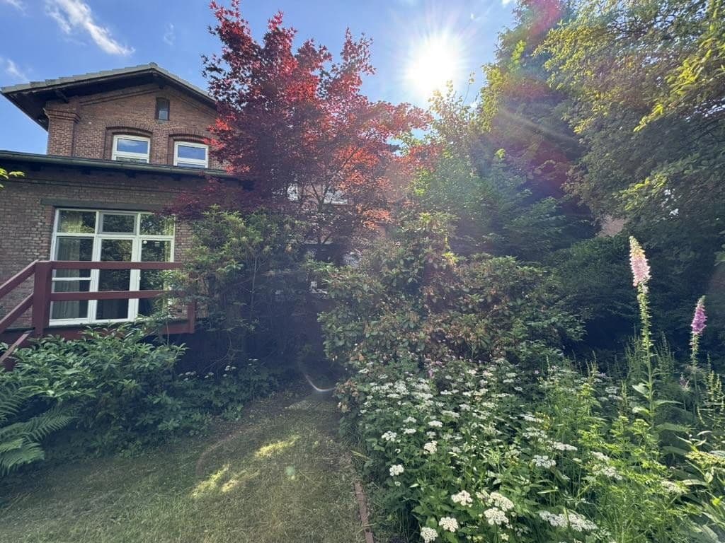 Predaj domu 247 m², pozemok 921 m², Große Paaschburg 73, Itzehoe, Šlezvicko-Holštajnsko Predaj domu 247 m², pozemok 921 m², Große Paaschburg 73, Itzehoe, Šlezvicko-Holštajnsko
