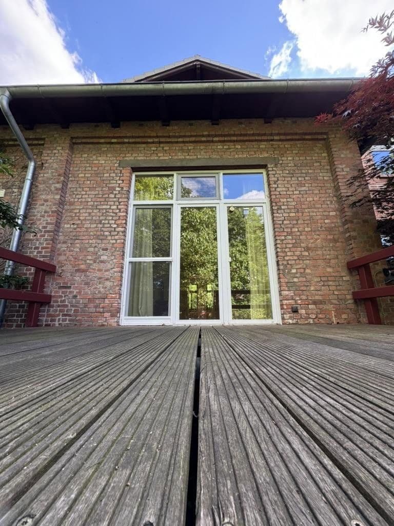 Predaj domu 247 m², pozemok 921 m², Große Paaschburg 73, Itzehoe, Šlezvicko-Holštajnsko Predaj domu 247 m², pozemok 921 m², Große Paaschburg 73, Itzehoe, Šlezvicko-Holštajnsko