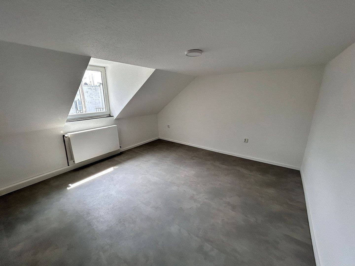 Prenájom bytu 1-izbový 50 m², Pfeilstraße 20, Köln, Severné Porýnie - Westfálsko Prenájom bytu 1-izbový 50 m², Pfeilstraße 20, Köln, Severné Porýnie - Westfálsko