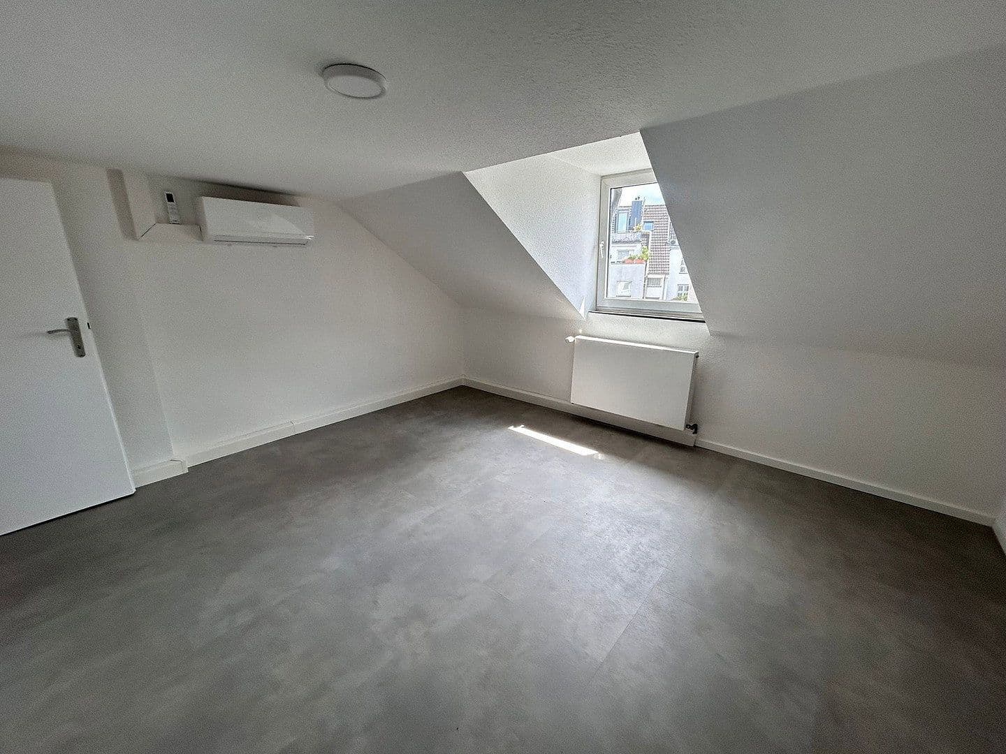 Prenájom bytu 1-izbový 50 m², Pfeilstraße 20, Köln, Severné Porýnie - Westfálsko Prenájom bytu 1-izbový 50 m², Pfeilstraße 20, Köln, Severné Porýnie - Westfálsko