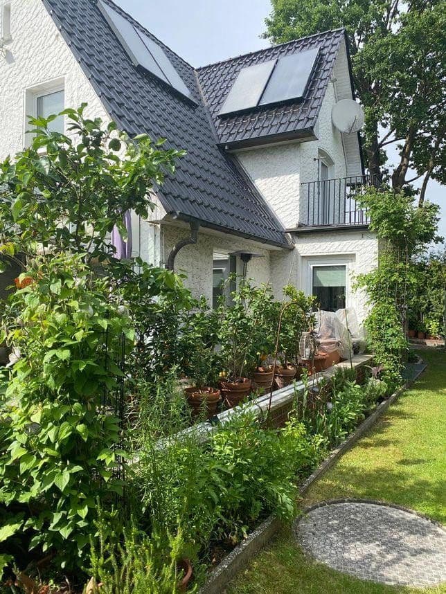 Predaj domu 142 m², pozemok 1.004 m², Celle, Dolné Sasko Predaj domu 142 m², pozemok 1.004 m², Celle, Dolné Sasko