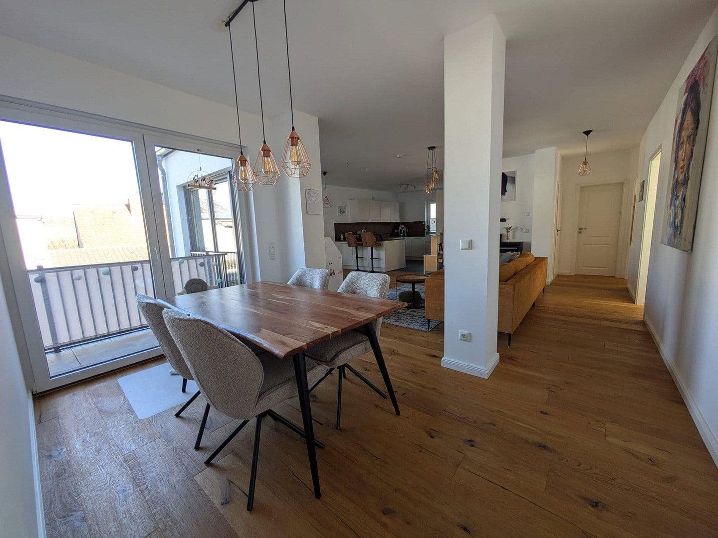 Predaj bytu 4-izbový 110 m², Friedrichsdorf, Hesensko Predaj bytu 4-izbový 110 m², Friedrichsdorf, Hesensko