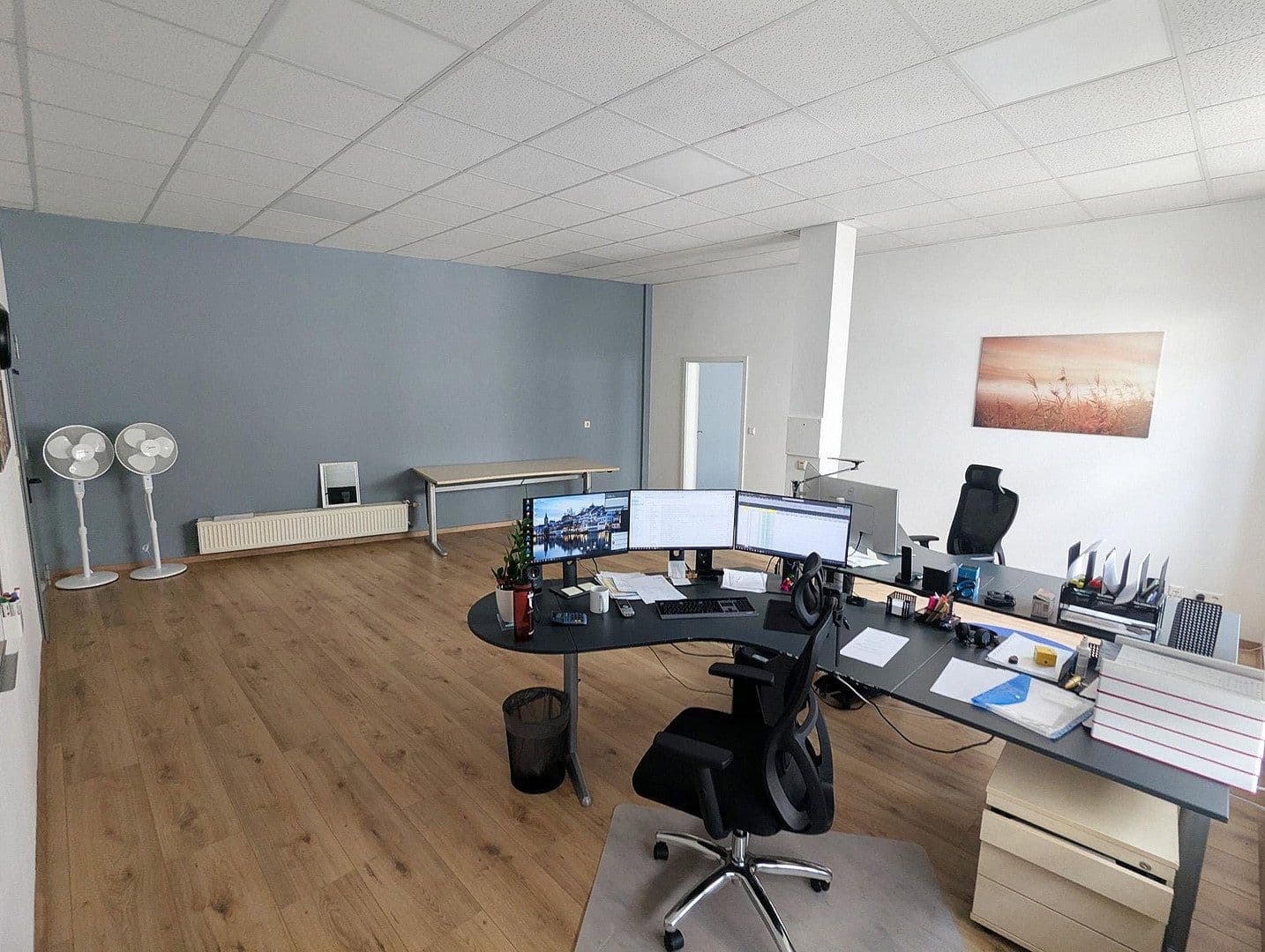 Prenájom kancelárie 148 m², Schwarzwaldstr. 7a, Pforzheim, Bádensko-Wurttembersko Prenájom kancelárie 148 m², Schwarzwaldstr. 7a, Pforzheim, Bádensko-Wurttembersko