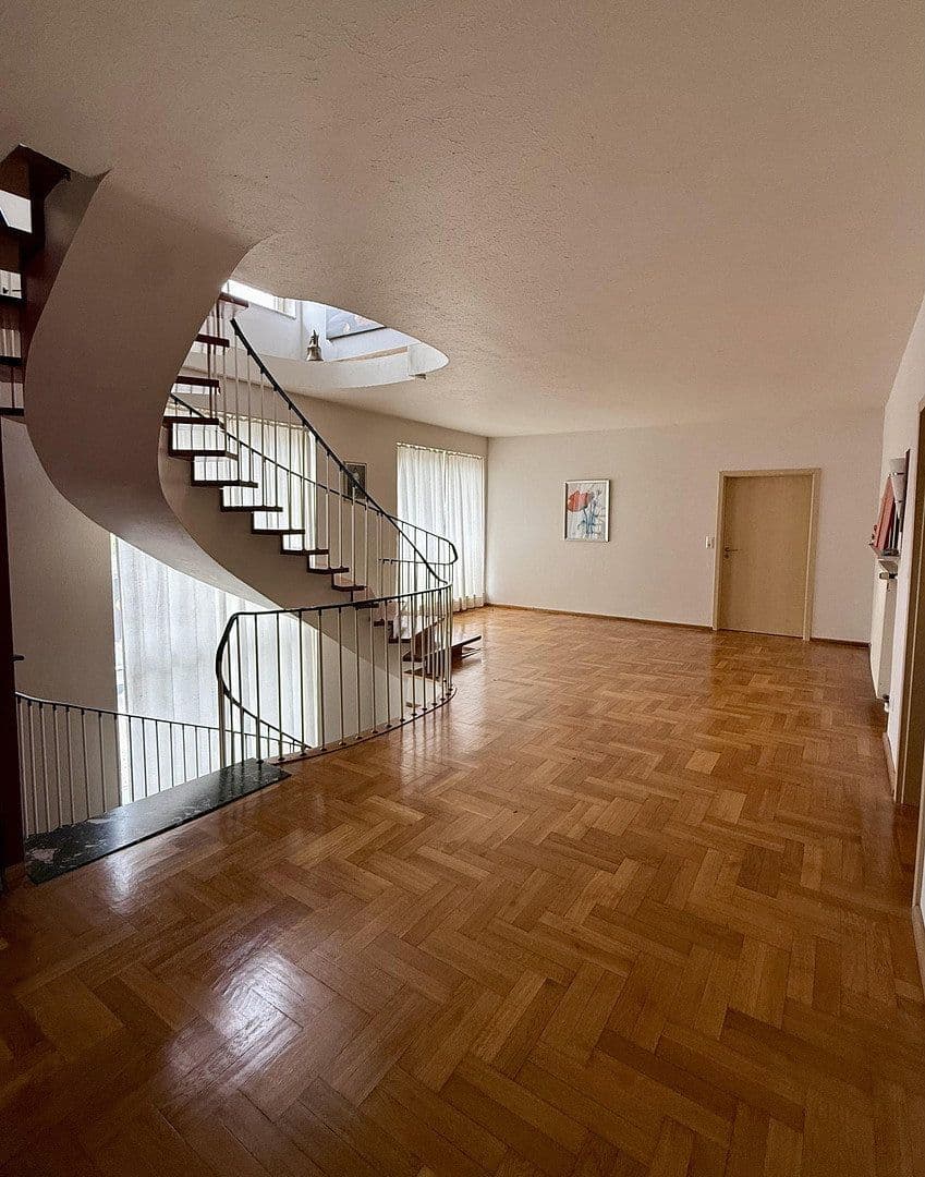 Predaj domu 340 m², pozemok 973 m², Rheinzabern, Porýnie-Falcko Predaj domu 340 m², pozemok 973 m², Rheinzabern, Porýnie-Falcko