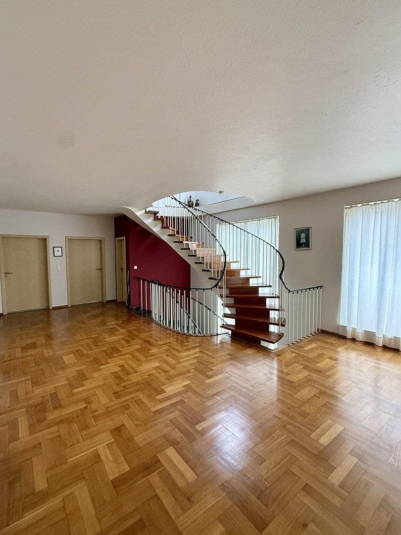 Predaj domu 340 m², pozemok 973 m², Rheinzabern, Porýnie-Falcko Predaj domu 340 m², pozemok 973 m², Rheinzabern, Porýnie-Falcko