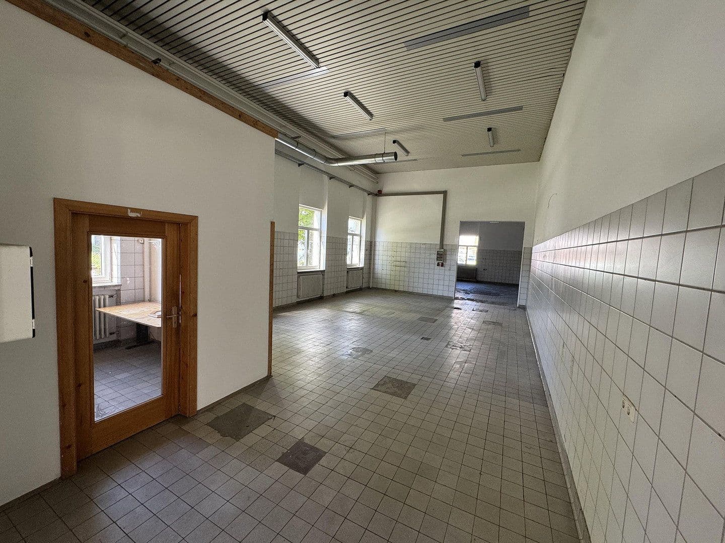 Predaj nebytového priestoru 4.000 m², Töging, Bavorsko Predaj nebytového priestoru 4.000 m², Töging, Bavorsko