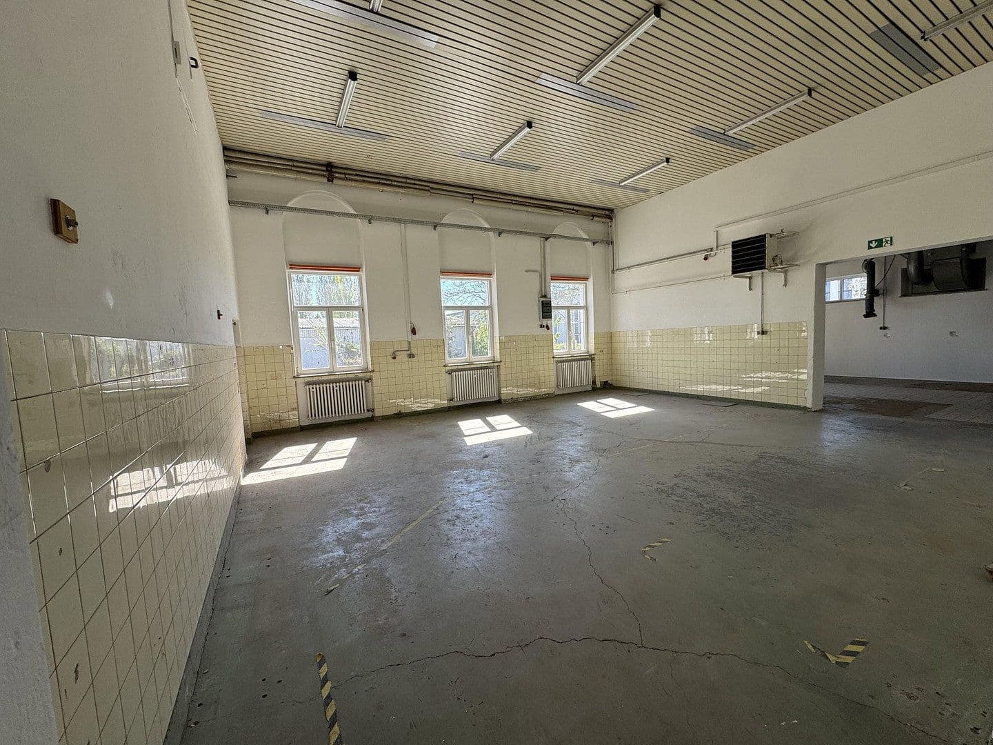 Predaj nebytového priestoru 4.000 m², Töging, Bavorsko Predaj nebytového priestoru 4.000 m², Töging, Bavorsko