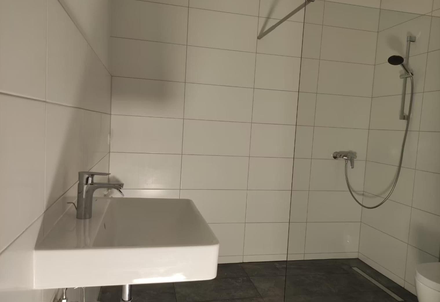 Prenájom bytu 3-izbový 117 m², Kassel, Hesensko Prenájom bytu 3-izbový 117 m², Kassel, Hesensko
