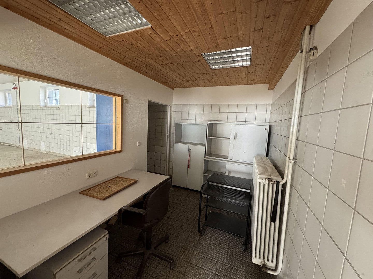 Prenájom nebytového priestoru 4.000 m², Töging, Bavorsko Prenájom nebytového priestoru 4.000 m², Töging, Bavorsko