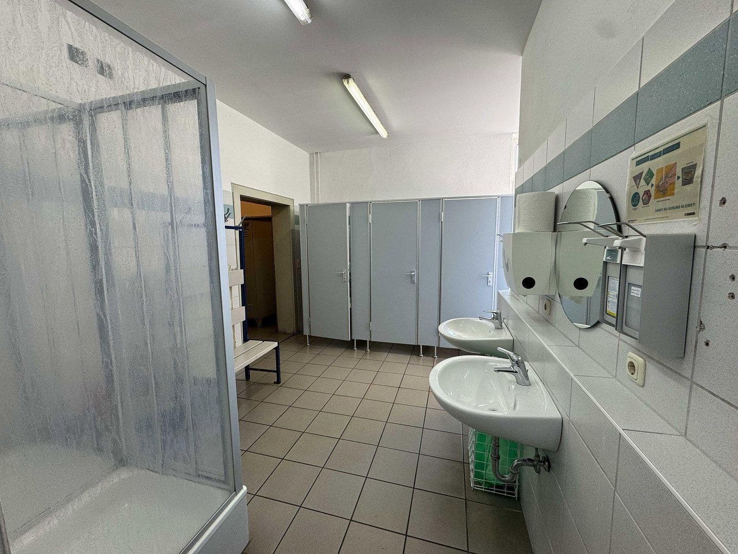 Prenájom nebytového priestoru 4.000 m², Töging, Bavorsko Prenájom nebytového priestoru 4.000 m², Töging, Bavorsko