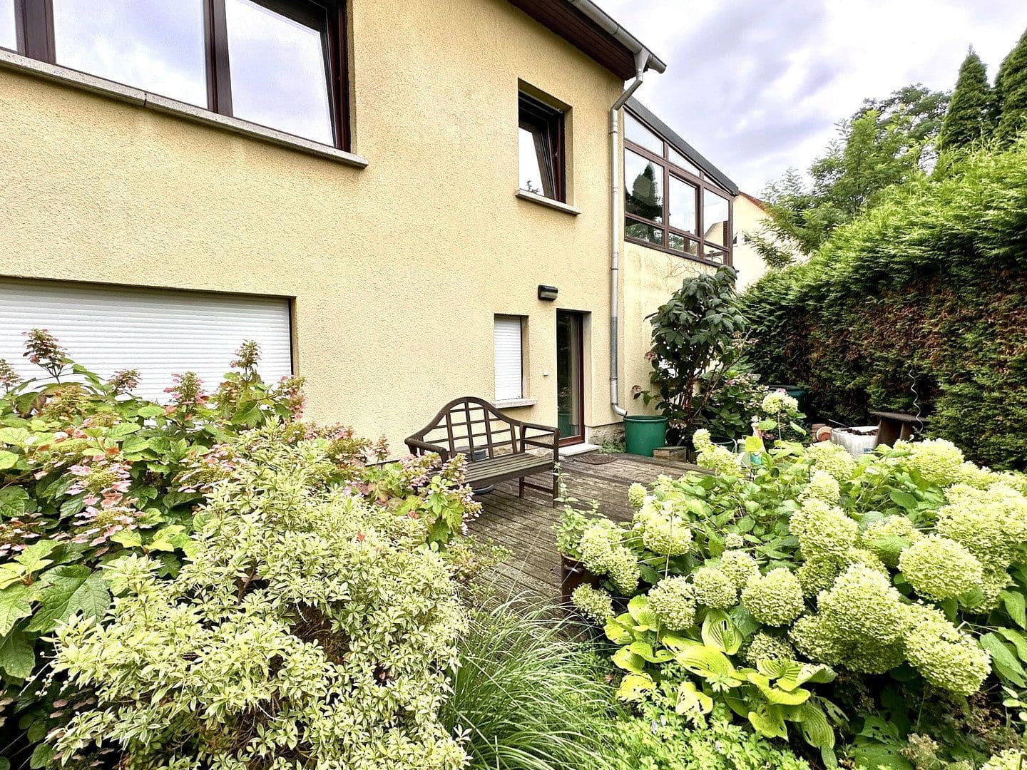 Predaj domu 231 m², pozemok 525 m², Dessau-Roßlau, Sasko-Anhaltsko Predaj domu 231 m², pozemok 525 m², Dessau-Roßlau, Sasko-Anhaltsko