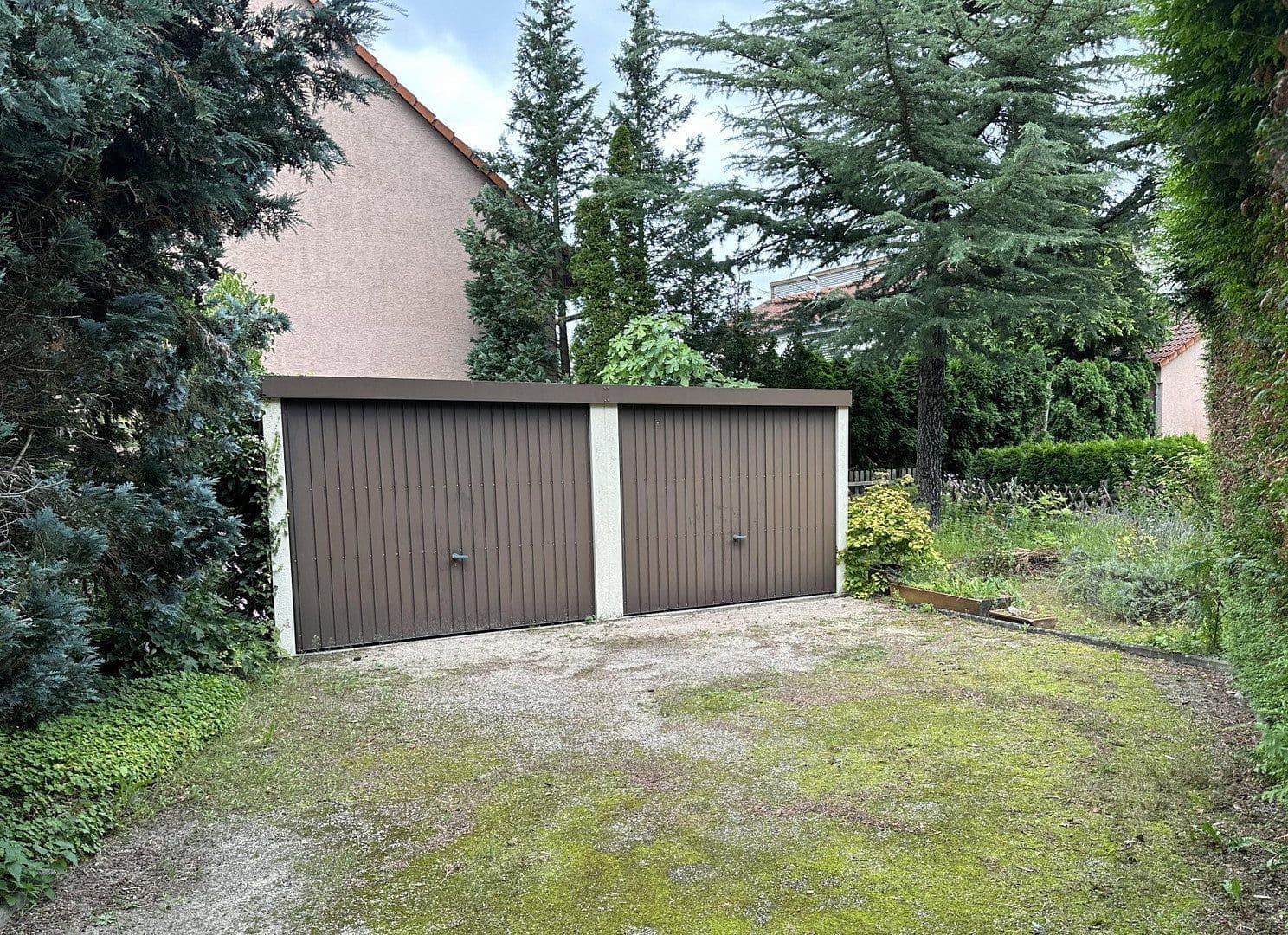 Predaj domu 231 m², pozemok 525 m², Dessau-Roßlau, Sasko-Anhaltsko Predaj domu 231 m², pozemok 525 m², Dessau-Roßlau, Sasko-Anhaltsko