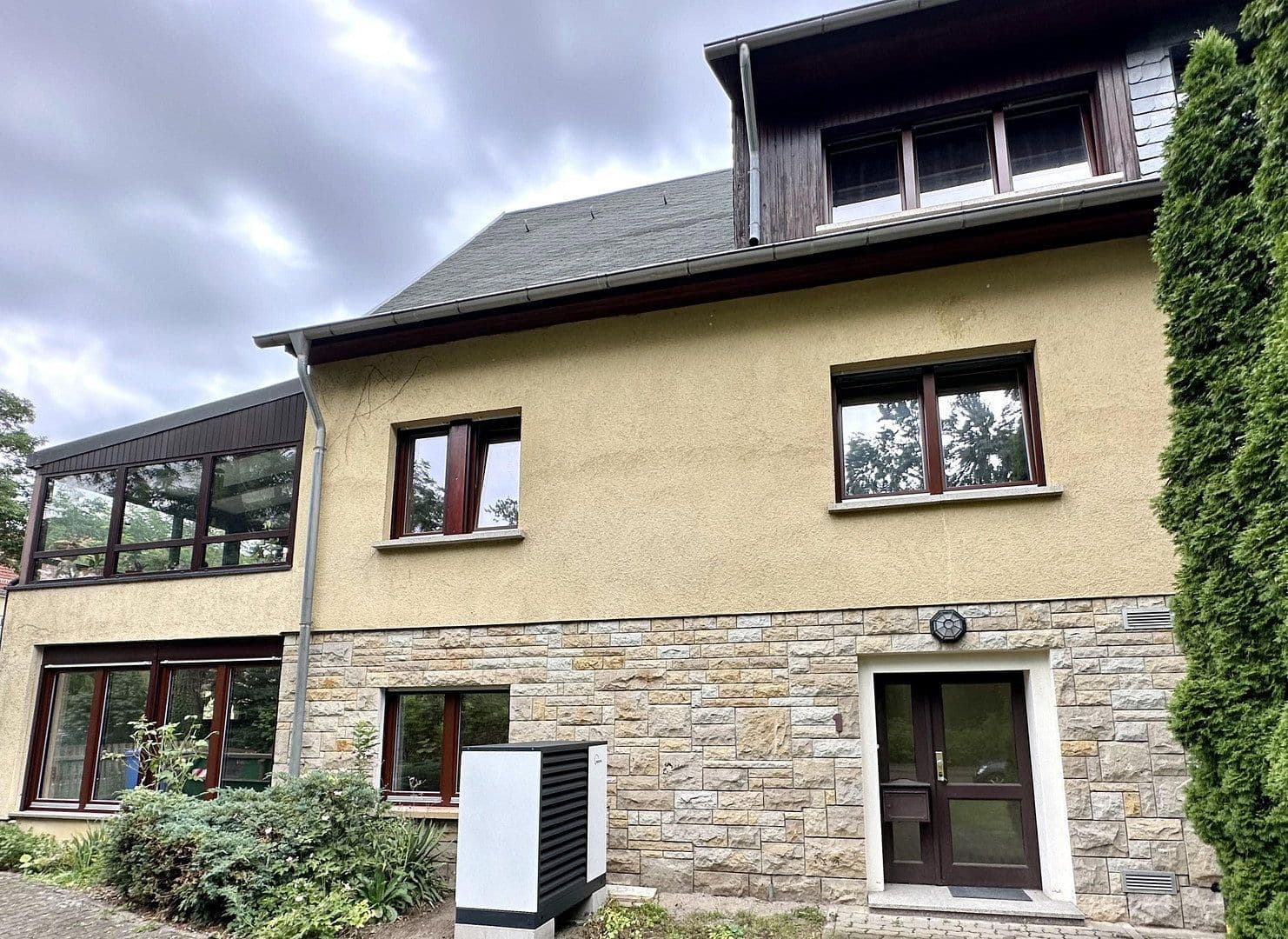 Predaj domu 231 m², pozemok 525 m², Dessau-Roßlau, Sasko-Anhaltsko Predaj domu 231 m², pozemok 525 m², Dessau-Roßlau, Sasko-Anhaltsko