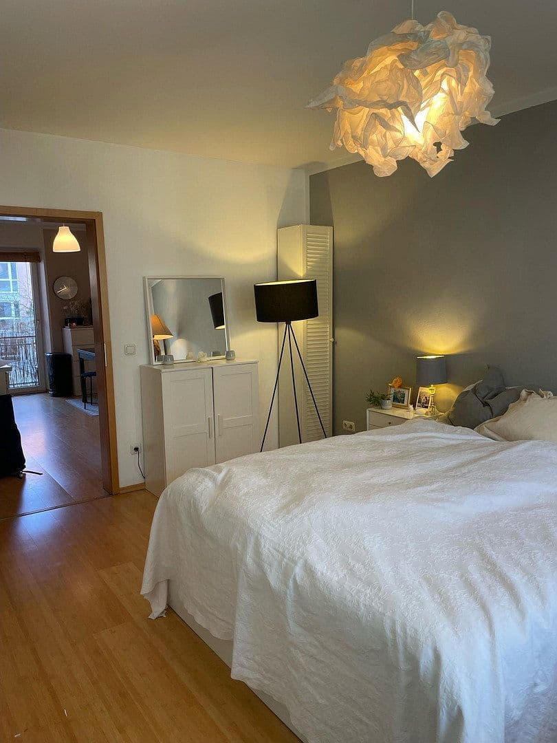 Prenájom bytu 2-izbový 64 m², Fürstenriederstraße 8, München, Bavorsko Prenájom bytu 2-izbový 64 m², Fürstenriederstraße 8, München, Bavorsko
