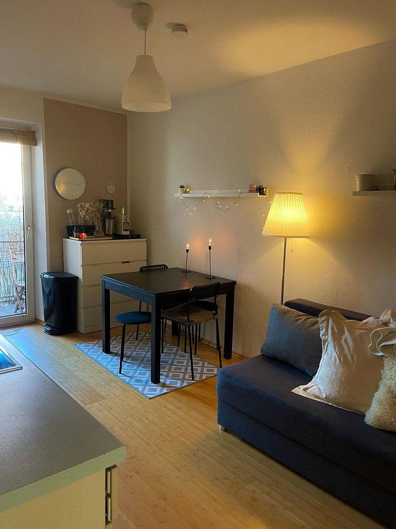 Prenájom bytu 2-izbový 64 m², Fürstenriederstraße 8, München, Bavorsko Prenájom bytu 2-izbový 64 m², Fürstenriederstraße 8, München, Bavorsko