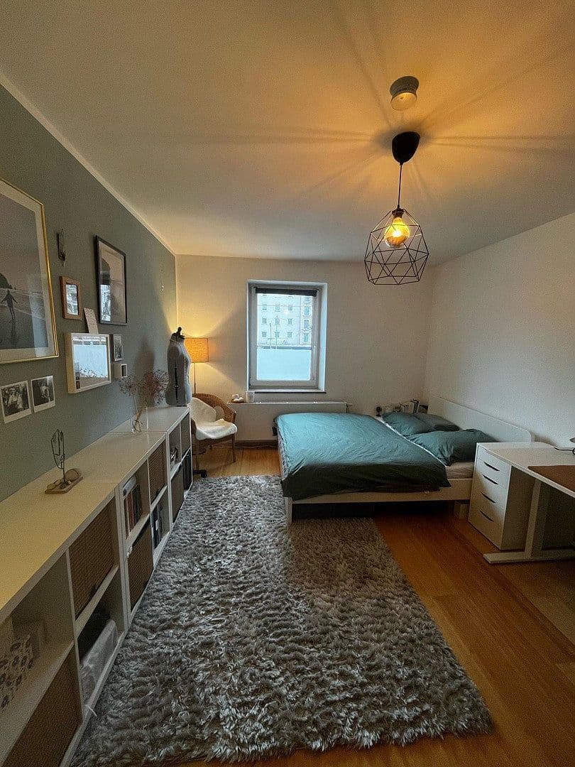 Prenájom bytu 2-izbový 64 m², Fürstenriederstraße 8, München, Bavorsko Prenájom bytu 2-izbový 64 m², Fürstenriederstraße 8, München, Bavorsko
