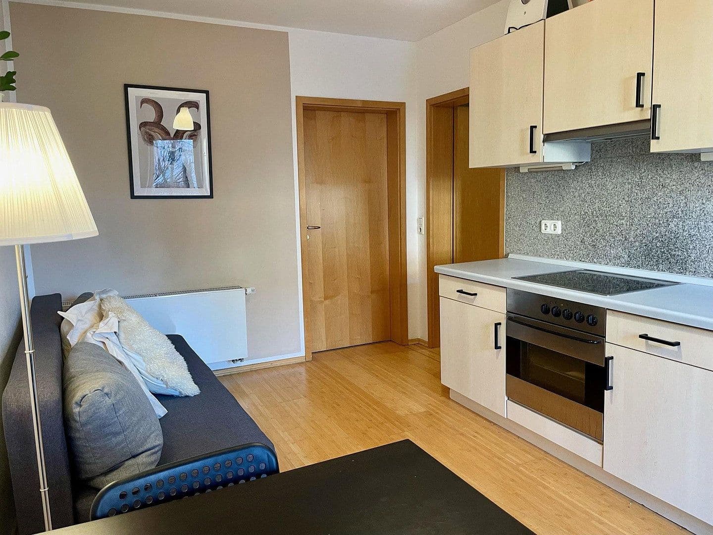 Prenájom bytu 2-izbový 64 m², Fürstenriederstraße 8, München, Bavorsko Prenájom bytu 2-izbový 64 m², Fürstenriederstraße 8, München, Bavorsko