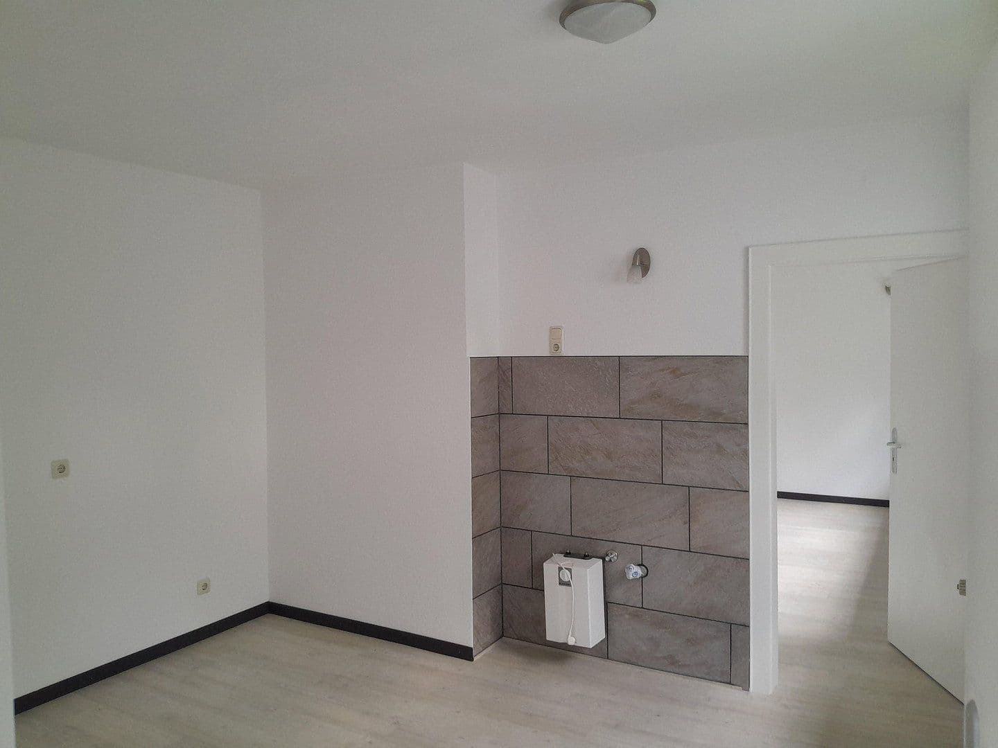 Prenájom kancelárie 49 m², Dieburg, Hesensko Prenájom kancelárie 49 m², Dieburg, Hesensko
