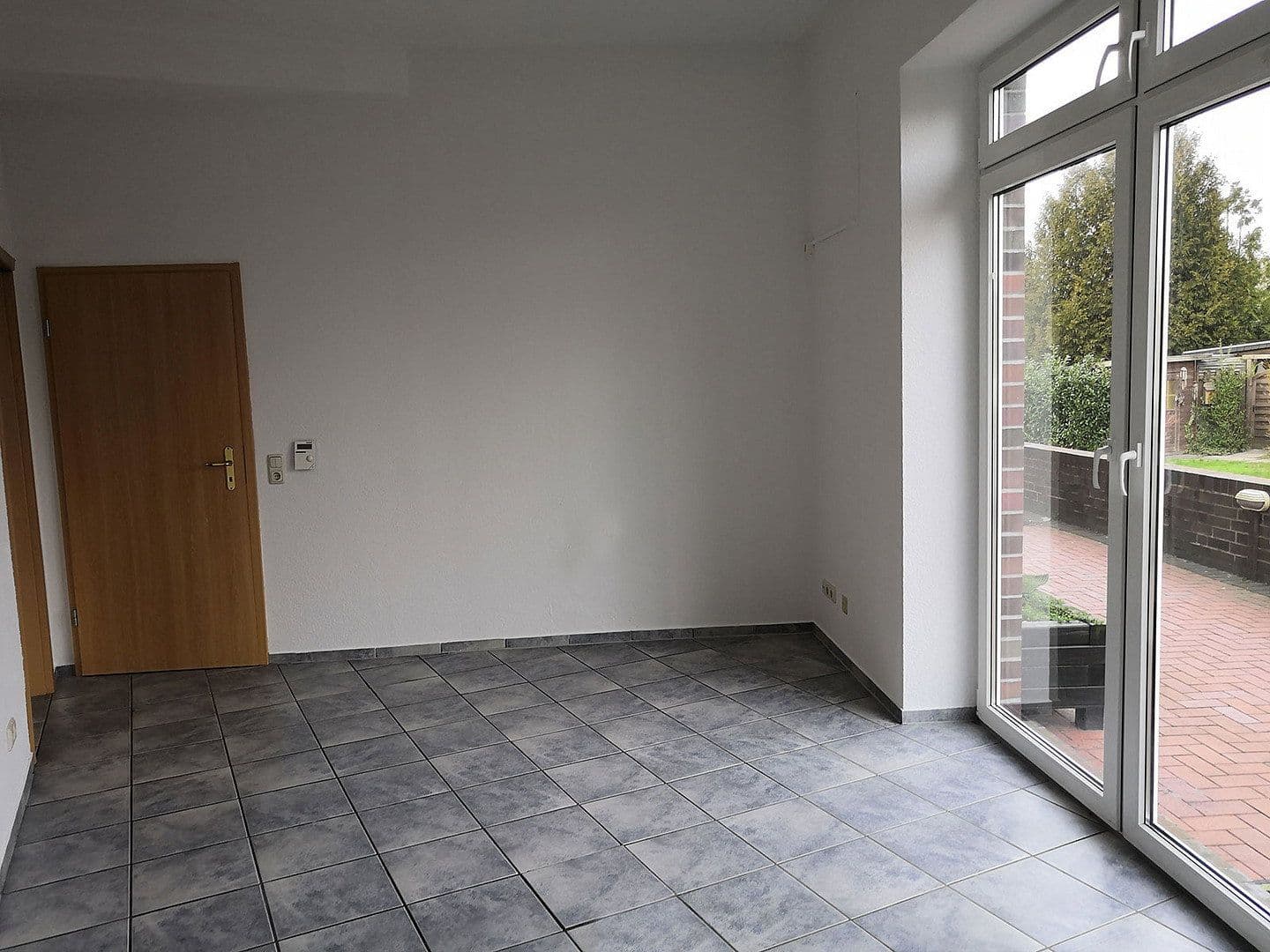 Predaj bytu 3-izbový 78 m², Esens, Dolné Sasko Predaj bytu 3-izbový 78 m², Esens, Dolné Sasko