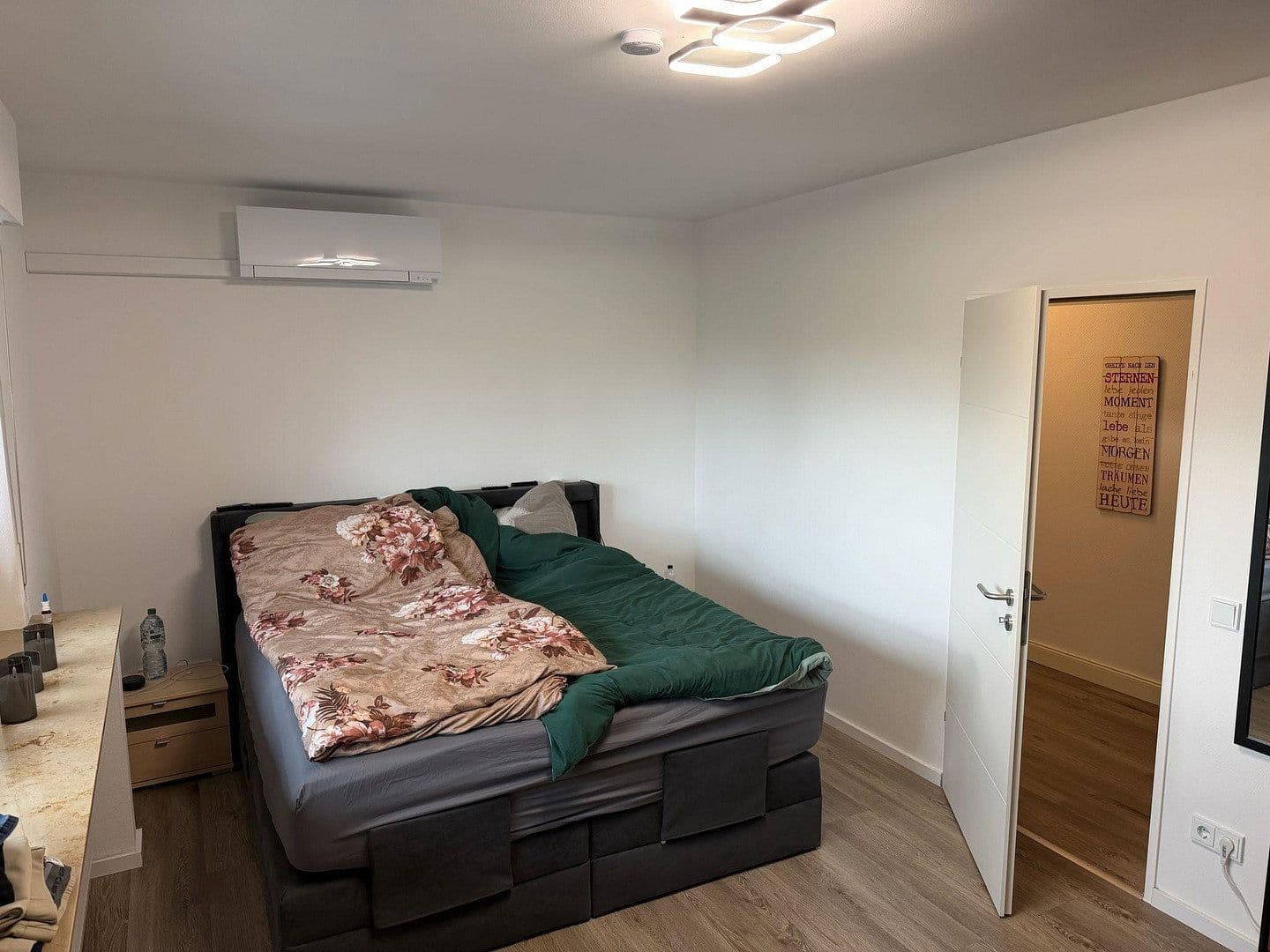 Prenájom bytu 3-izbový 122 m², Bensbergerstr.31, Overath, Severné Porýnie - Westfálsko Prenájom bytu 3-izbový 122 m², Bensbergerstr.31, Overath, Severné Porýnie - Westfálsko