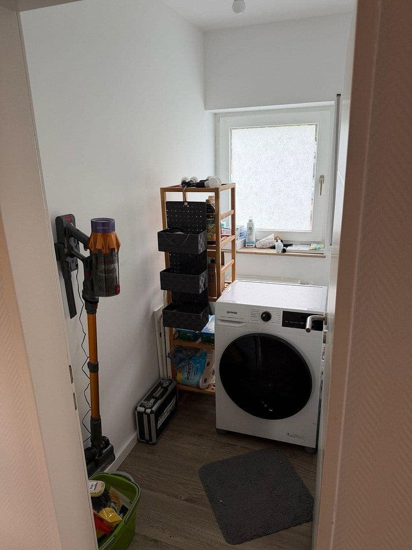 Prenájom bytu 3-izbový 122 m², Bensbergerstr.31, Overath, Severné Porýnie - Westfálsko Prenájom bytu 3-izbový 122 m², Bensbergerstr.31, Overath, Severné Porýnie - Westfálsko