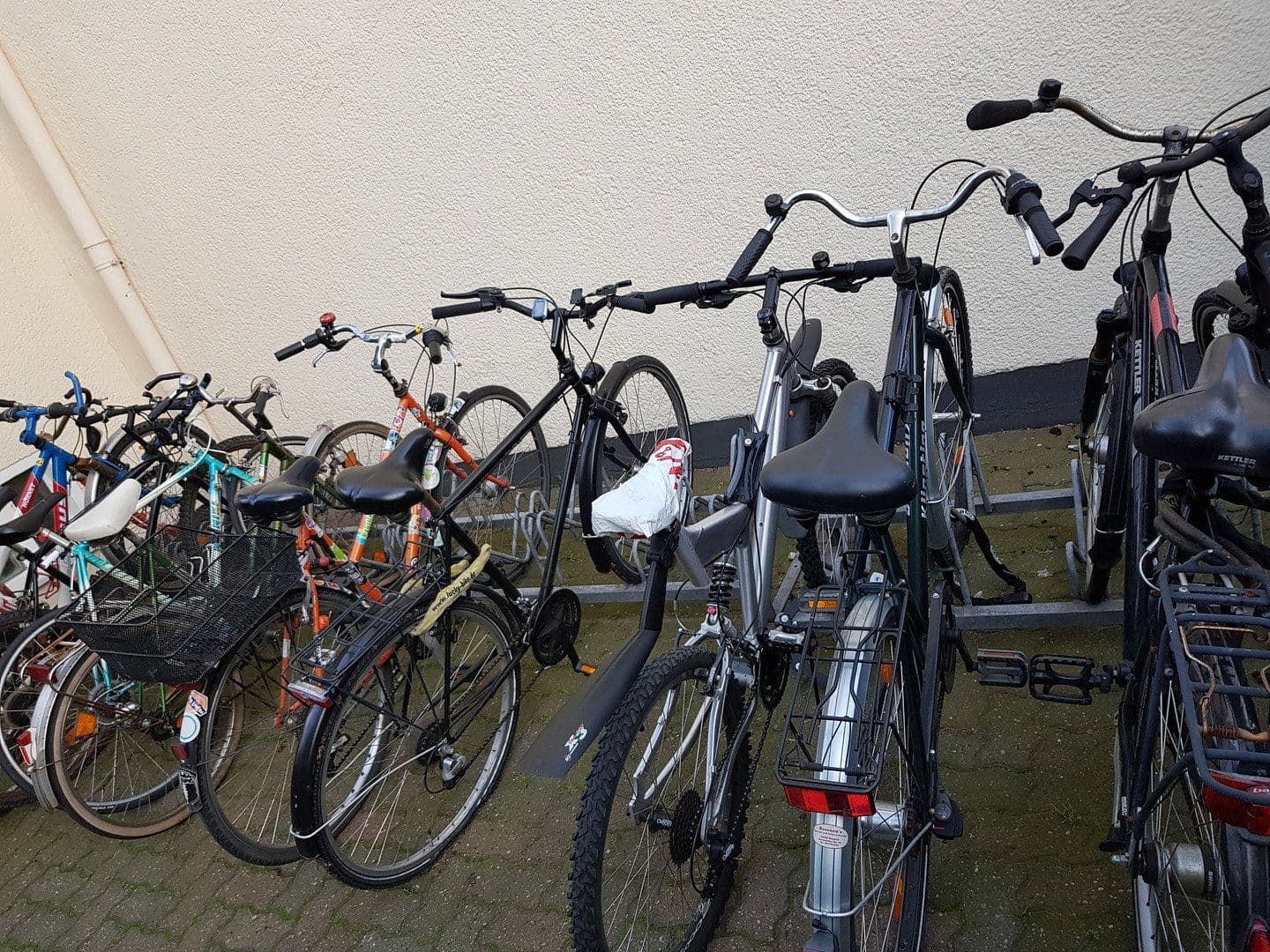 Prenájom bytu 1-izbový 22 m², Herbert-Weichmann-Strasse 35, Hamburg, Hamburg Prenájom bytu 1-izbový 22 m², Herbert-Weichmann-Strasse 35, Hamburg, Hamburg