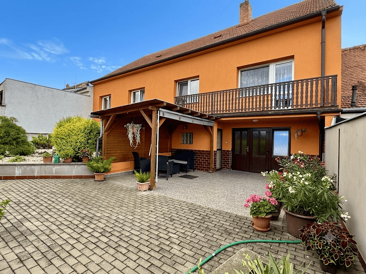 Predaj domu 235 m², pozemok 684 m², Kobylí, Jihomoravský kraj Predaj domu 235 m², pozemok 684 m², Kobylí, Jihomoravský kraj