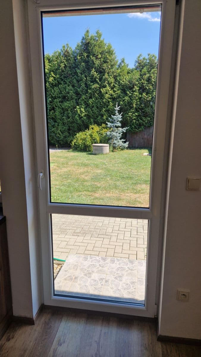 Prenájom bytu 3-izbový 68 m², Ke Kaštanům, Bořanovice, Středočeský kraj Prenájom bytu 3-izbový 68 m², Ke Kaštanům, Bořanovice, Středočeský kraj