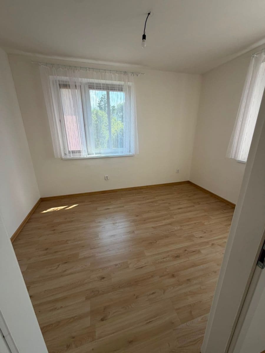 Prenájom bytu 2-izbový 45 m², Třebovská, Ústí nad Orlicí, Pardubický kraj Prenájom bytu 2-izbový 45 m², Třebovská, Ústí nad Orlicí, Pardubický kraj