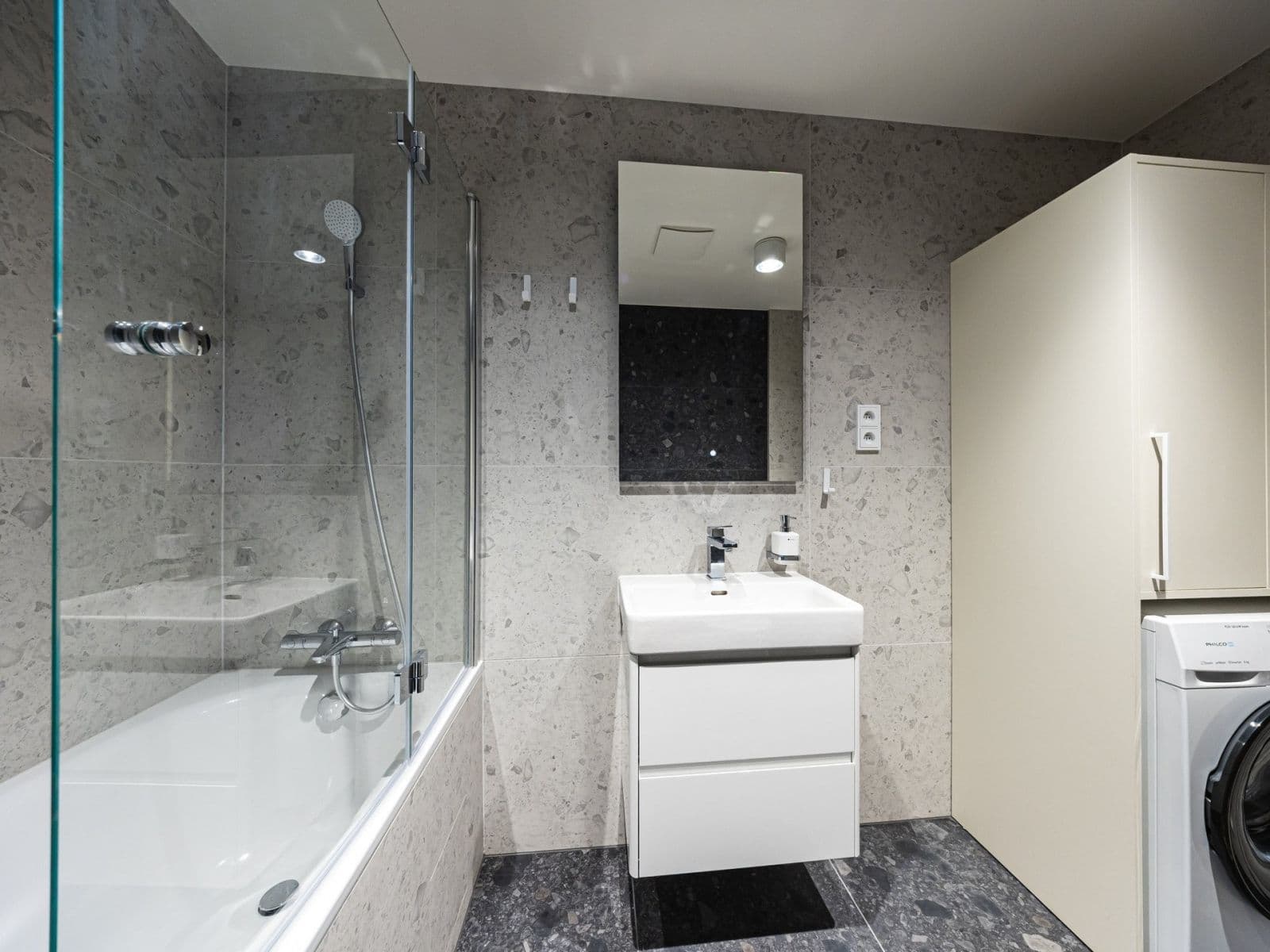 Prenájom bytu 2-izbový 43 m², Sázavská, Praha, Praha Prenájom bytu 2-izbový 43 m², Sázavská, Praha, Praha