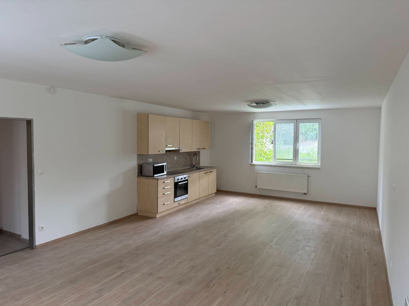 Prenájom bytu 3-izbový 91 m², Na Šedivé, Praha, Praha Prenájom bytu 3-izbový 91 m², Na Šedivé, Praha, Praha