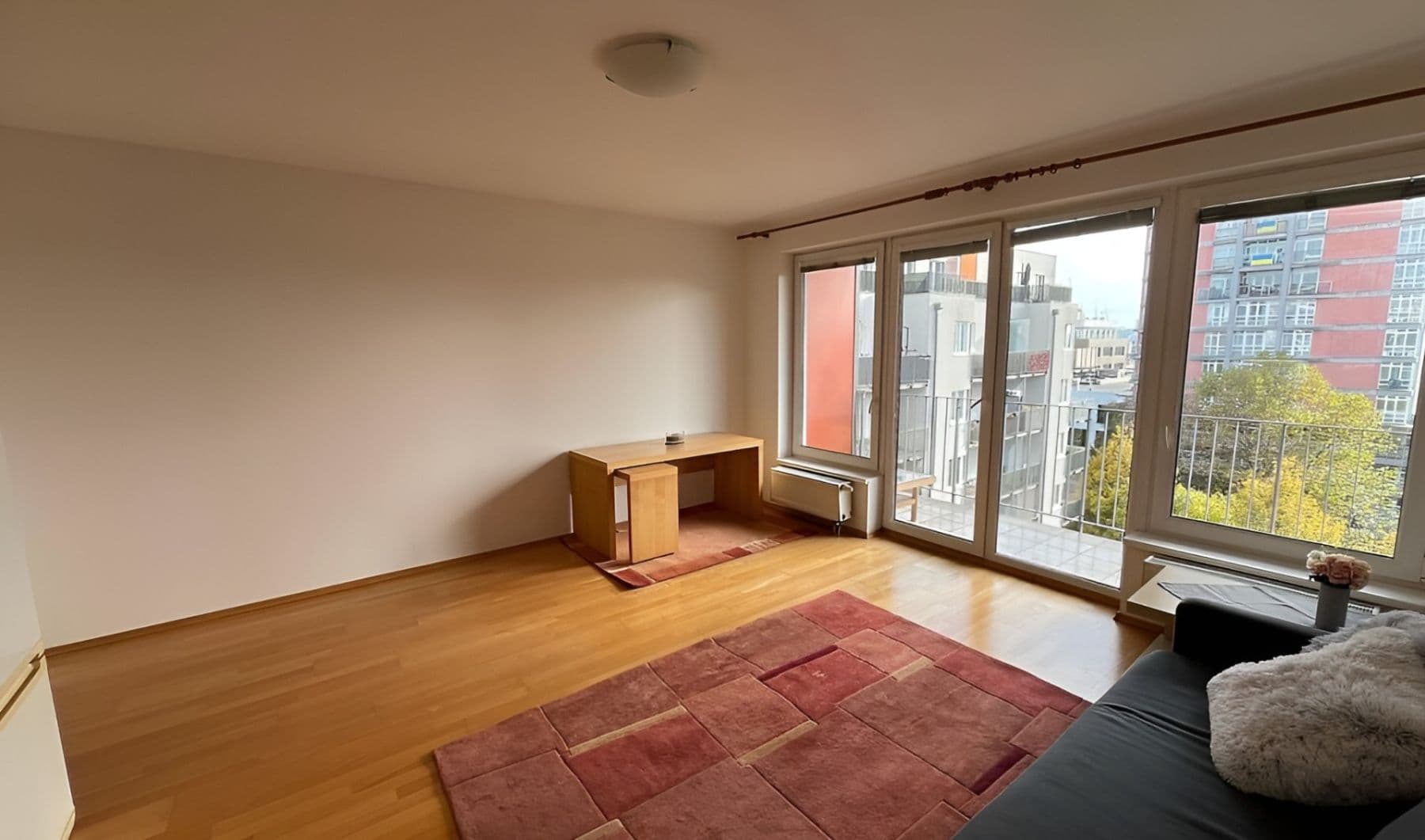 Prenájom bytu 1-izbový 42 m², Názovská, Praha, Praha Prenájom bytu 1-izbový 42 m², Názovská, Praha, Praha