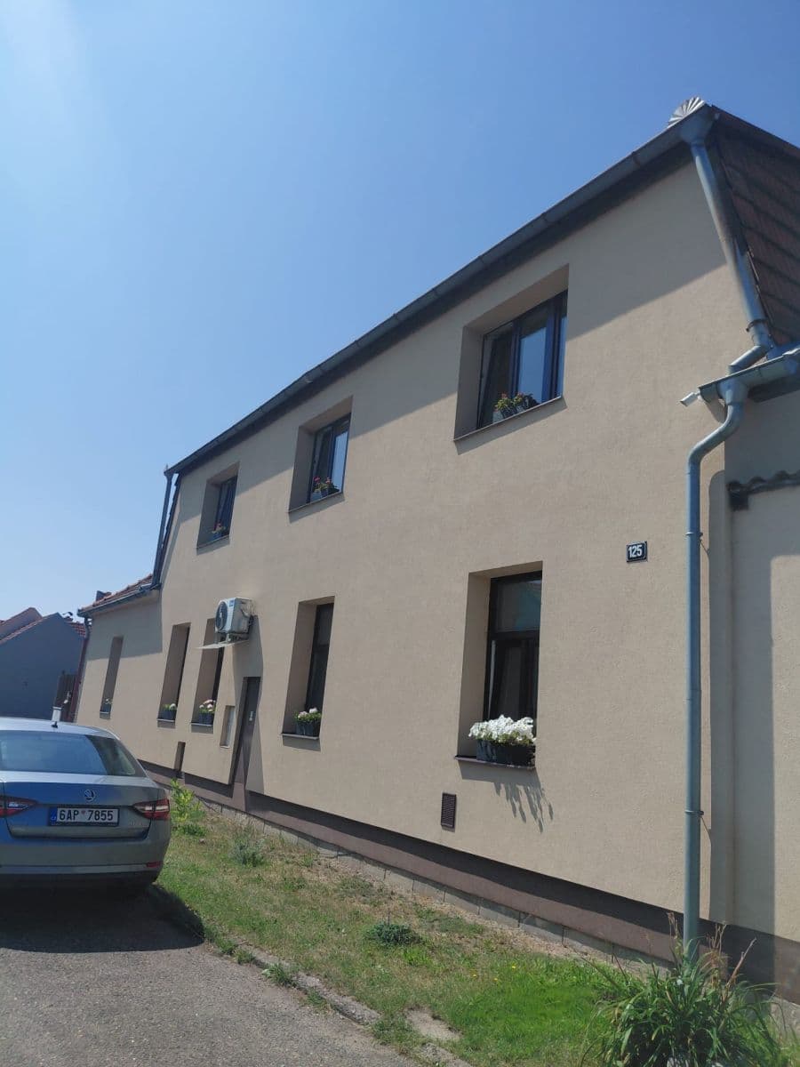 Prenájom bytu 2-izbový 93 m², Třebízského, Sadská, Středočeský kraj Prenájom bytu 2-izbový 93 m², Třebízského, Sadská, Středočeský kraj