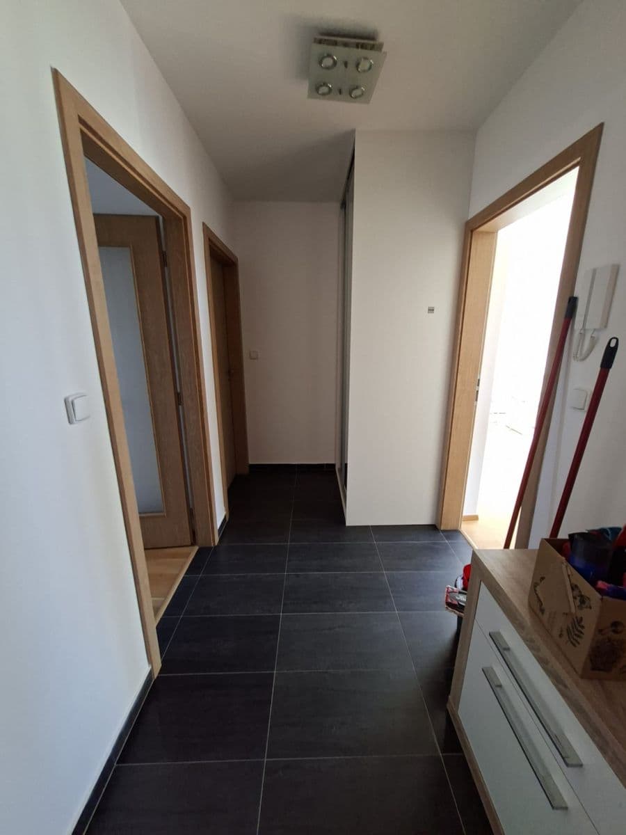 Predaj bytu 2-izbový 69 m², Moskevská, Praha, Praha Predaj bytu 2-izbový 69 m², Moskevská, Praha, Praha