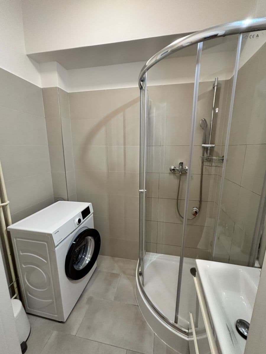 Predaj bytu 3-izbový 73 m², Za Hládkovem, Praha, Praha Predaj bytu 3-izbový 73 m², Za Hládkovem, Praha, Praha