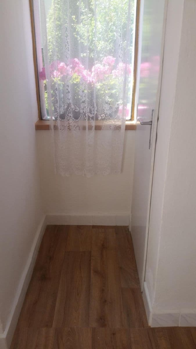 Prenájom bytu Garsoniéra 30 m², Čimická, Praha, Praha Prenájom bytu Garsoniéra 30 m², Čimická, Praha, Praha