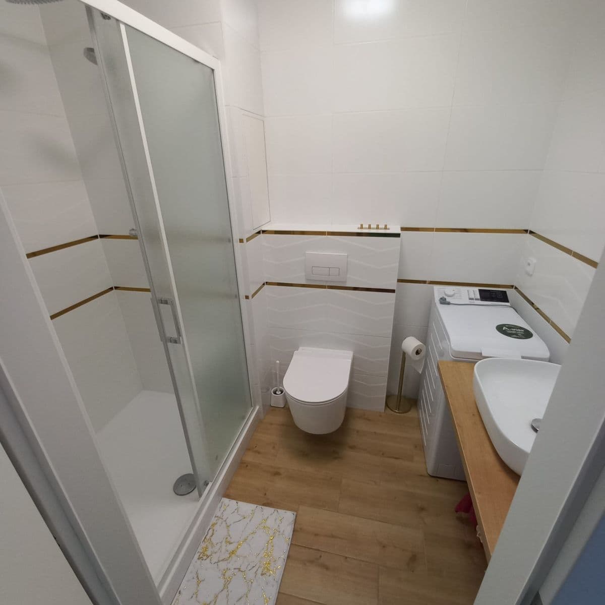 Prenájom bytu 3-izbový 63 m², Karafiátová, Olomouc, Olomoucký kraj Prenájom bytu 3-izbový 63 m², Karafiátová, Olomouc, Olomoucký kraj
