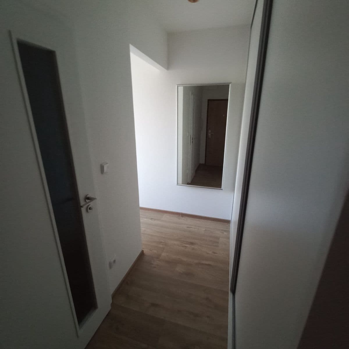 Prenájom bytu 3-izbový 63 m², Karafiátová, Olomouc, Olomoucký kraj Prenájom bytu 3-izbový 63 m², Karafiátová, Olomouc, Olomoucký kraj