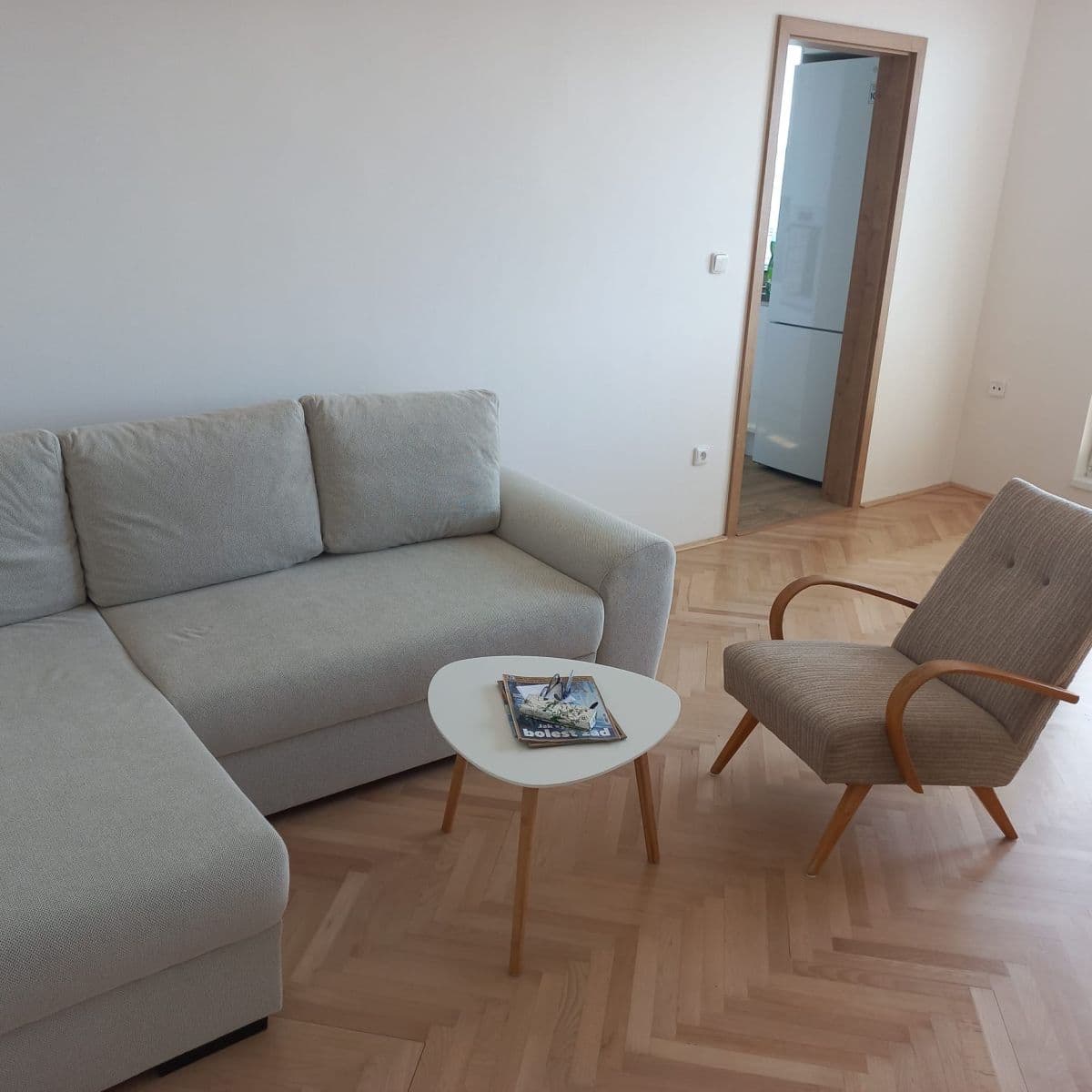Prenájom bytu 3-izbový 63 m², Karafiátová, Olomouc, Olomoucký kraj Prenájom bytu 3-izbový 63 m², Karafiátová, Olomouc, Olomoucký kraj