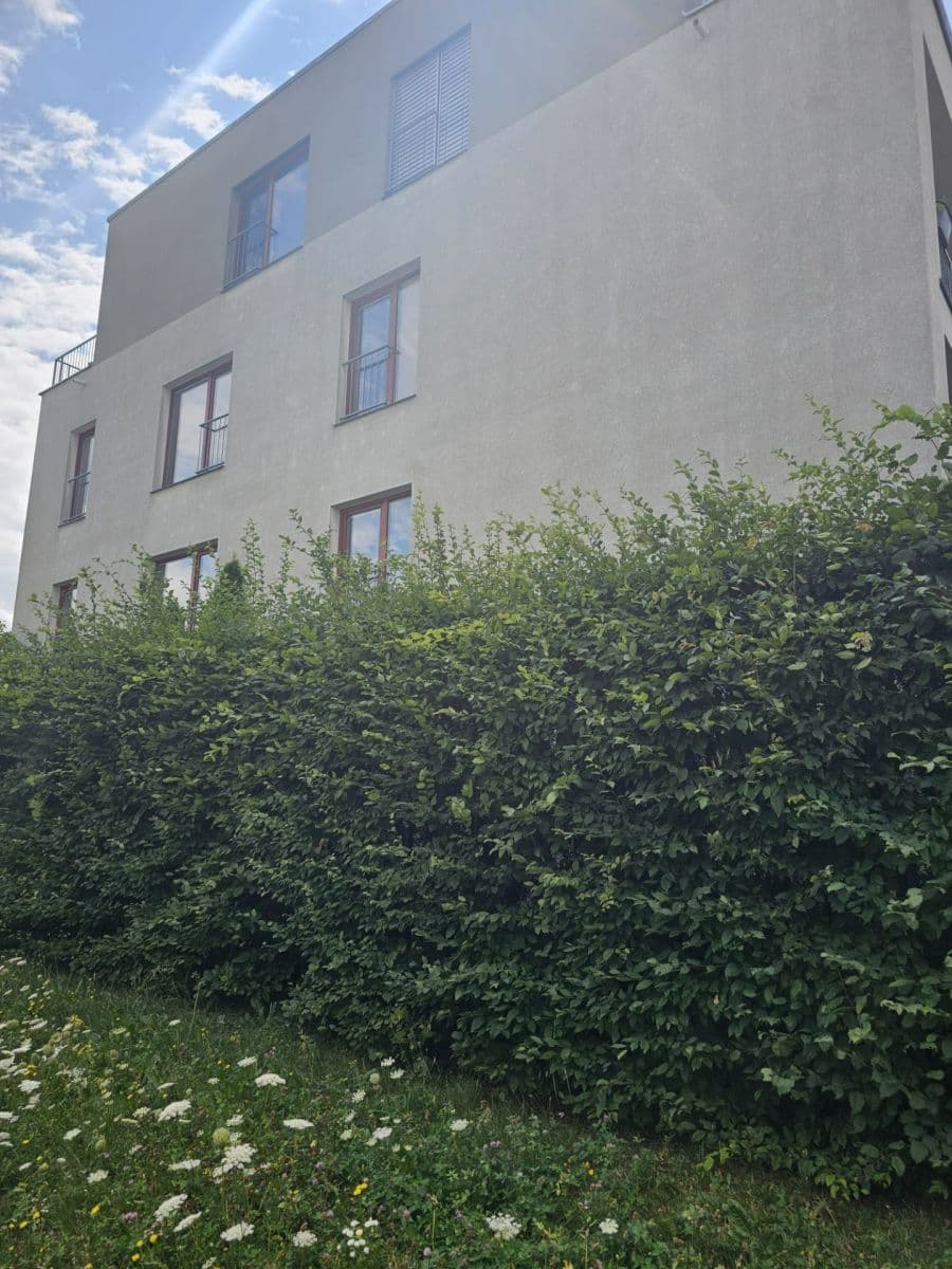 Predaj bytu 3-izbový 80 m², Lederova, Roztoky, Středočeský kraj Predaj bytu 3-izbový 80 m², Lederova, Roztoky, Středočeský kraj