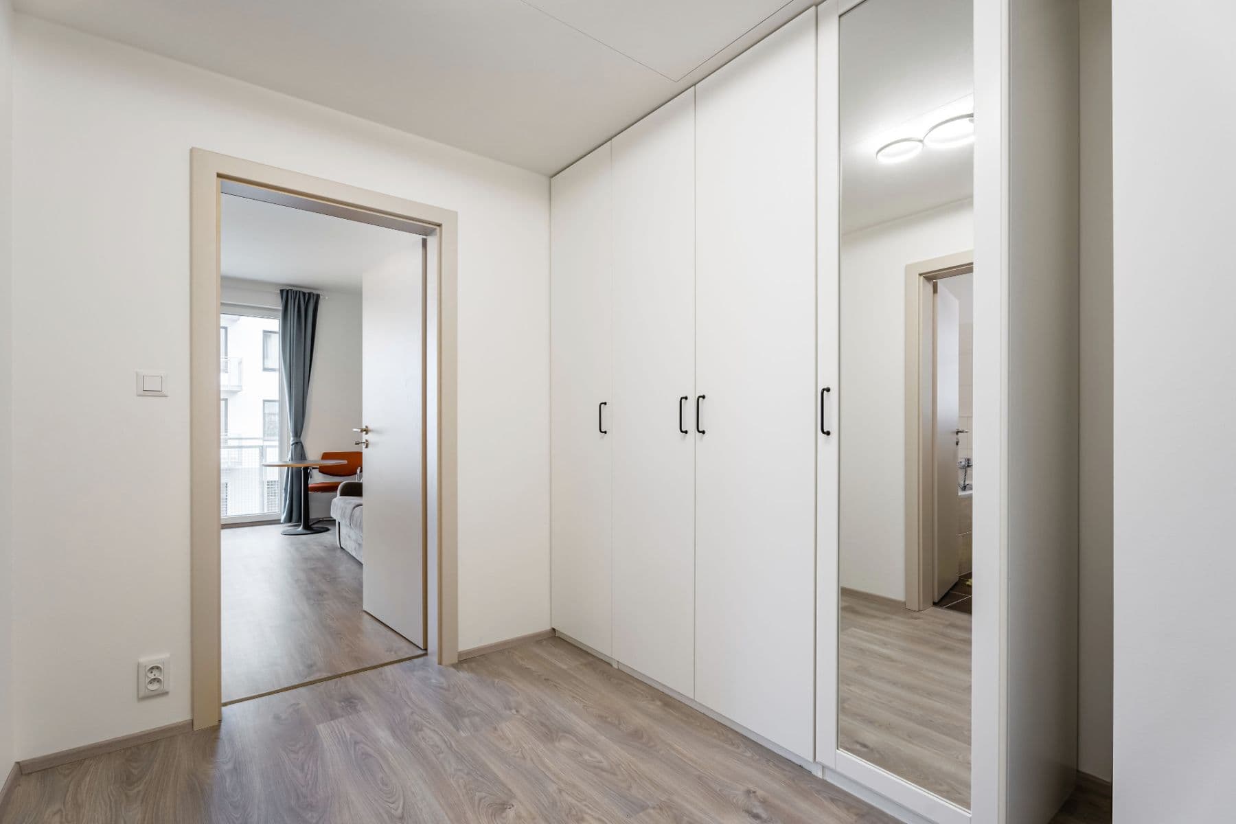 Prenájom bytu 1-izbový 39 m², Čerpadlová, Praha, Praha Prenájom bytu 1-izbový 39 m², Čerpadlová, Praha, Praha
