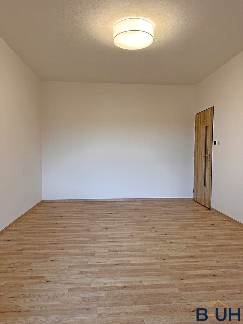 Predaj bytu 1-izbový 36 m², Za Dolním kostelem, Uherský Brod, Zlínský kraj Predaj bytu 1-izbový 36 m², Za Dolním kostelem, Uherský Brod, Zlínský kraj