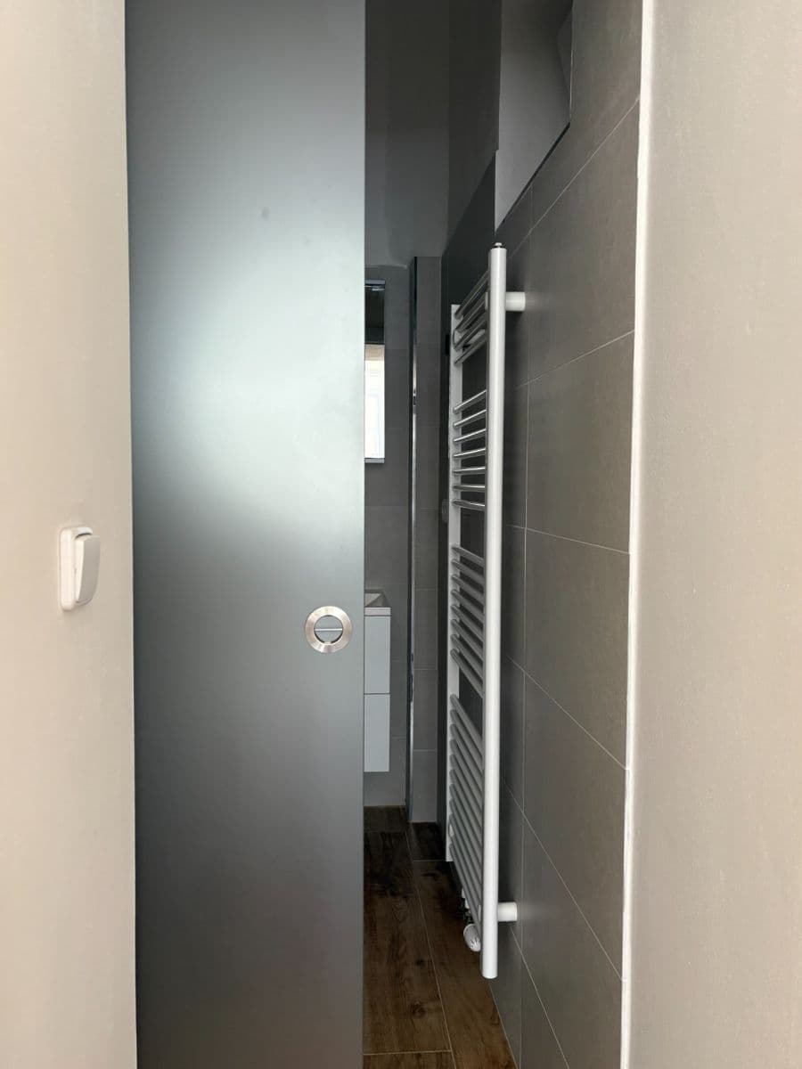 Prenájom bytu 2-izbový 42 m², náměstí Dr. Václava Holého, Praha, Praha Prenájom bytu 2-izbový 42 m², náměstí Dr. Václava Holého, Praha, Praha