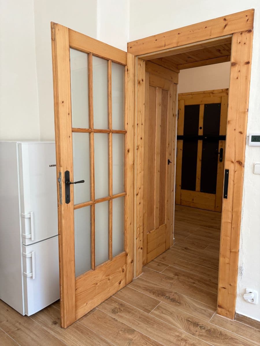 Prenájom bytu 2-izbový 42 m², náměstí Dr. Václava Holého, Praha, Praha Prenájom bytu 2-izbový 42 m², náměstí Dr. Václava Holého, Praha, Praha
